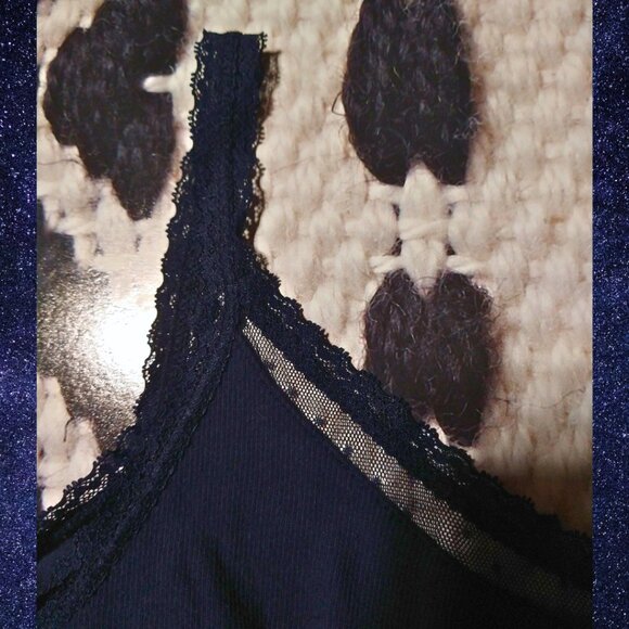 Converse One Star Lace Trim Tank Top - Picture 5 of 7